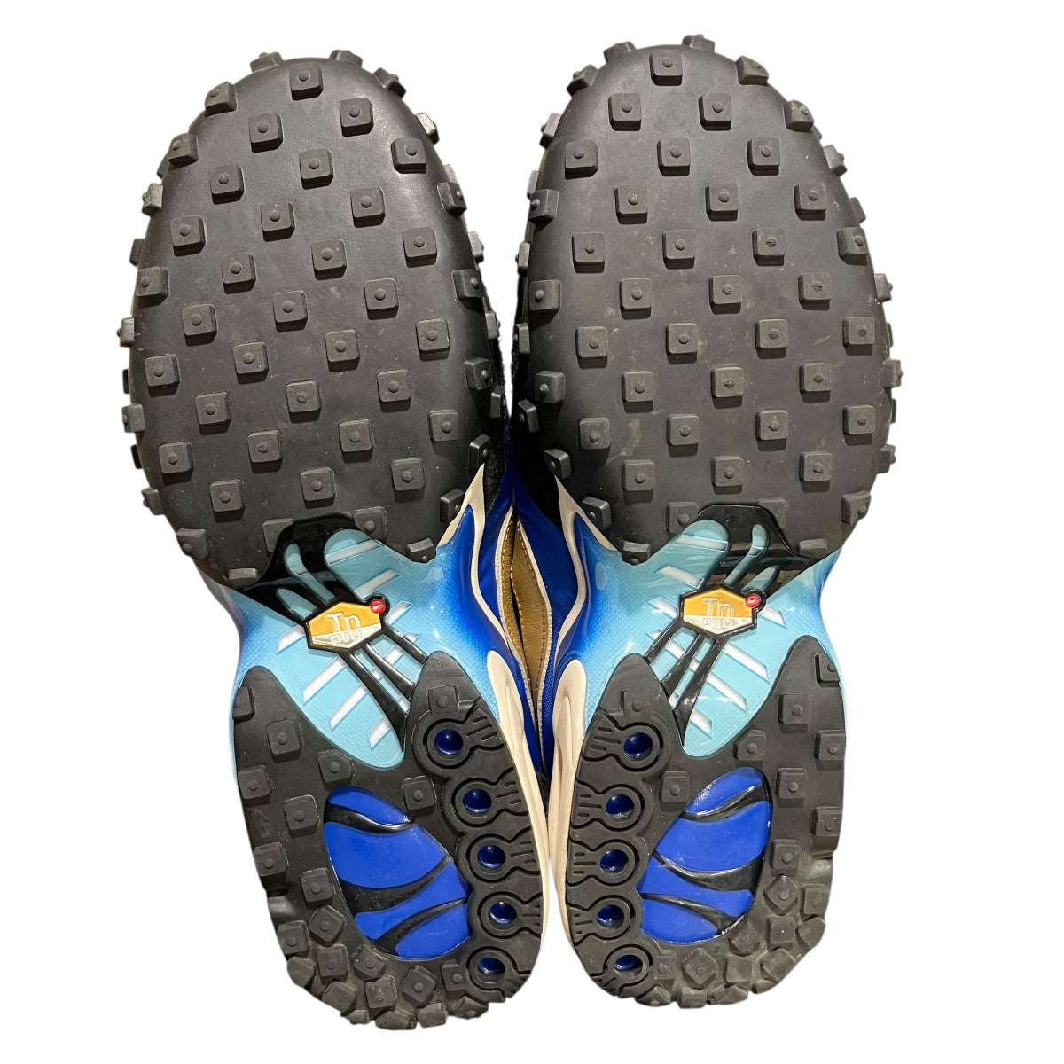 Air Max Waffle Black and Hyper BlueスニーカーFV6946-400