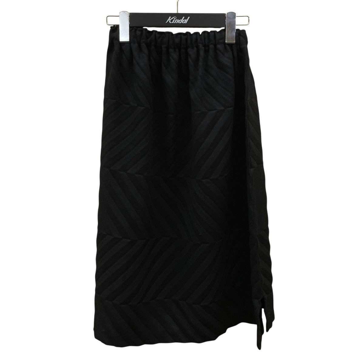 ISSEY MIYAKE me スカート ブラック me ISSEY MIYAKE(ミーイッセイミヤケ) プリーツスカート