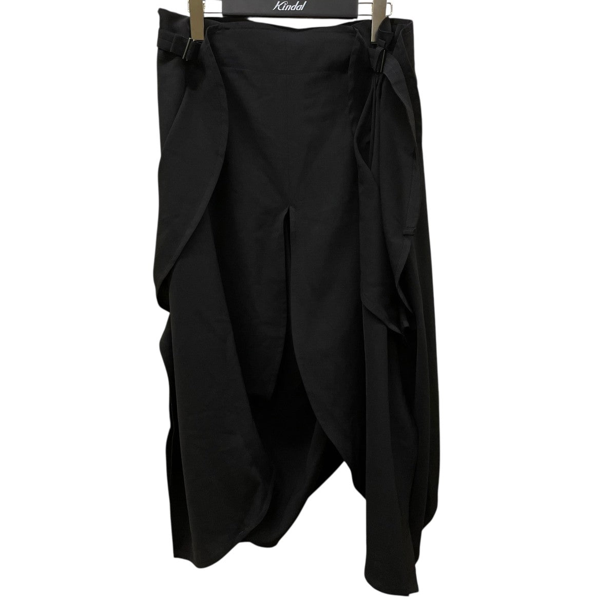 XLサイズ相当 me ISSEI MIYAKE アシメ ワイド ハーフパンツ XLサイズ相当 me ISSEI MIYAKE アシメ ワイド ハーフパンツ ISSEY