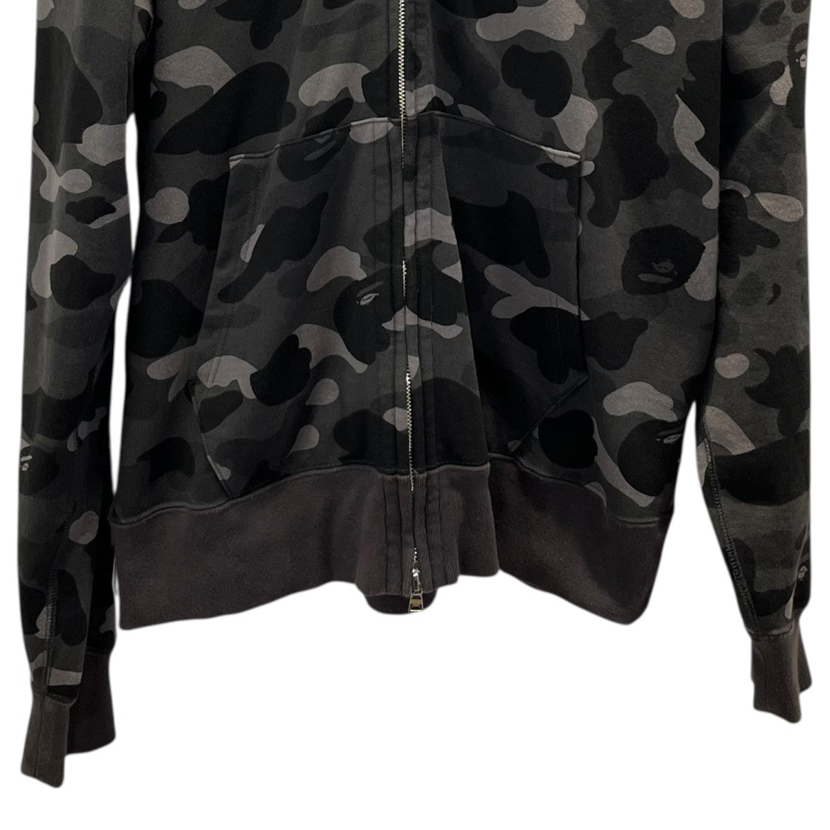 A BATHING APE 迷彩CAMO SHARK WIDE FULL ZIP DOUBLE HOODIE001ZPH201015X 古着・中古-4枚目のアイテム画像