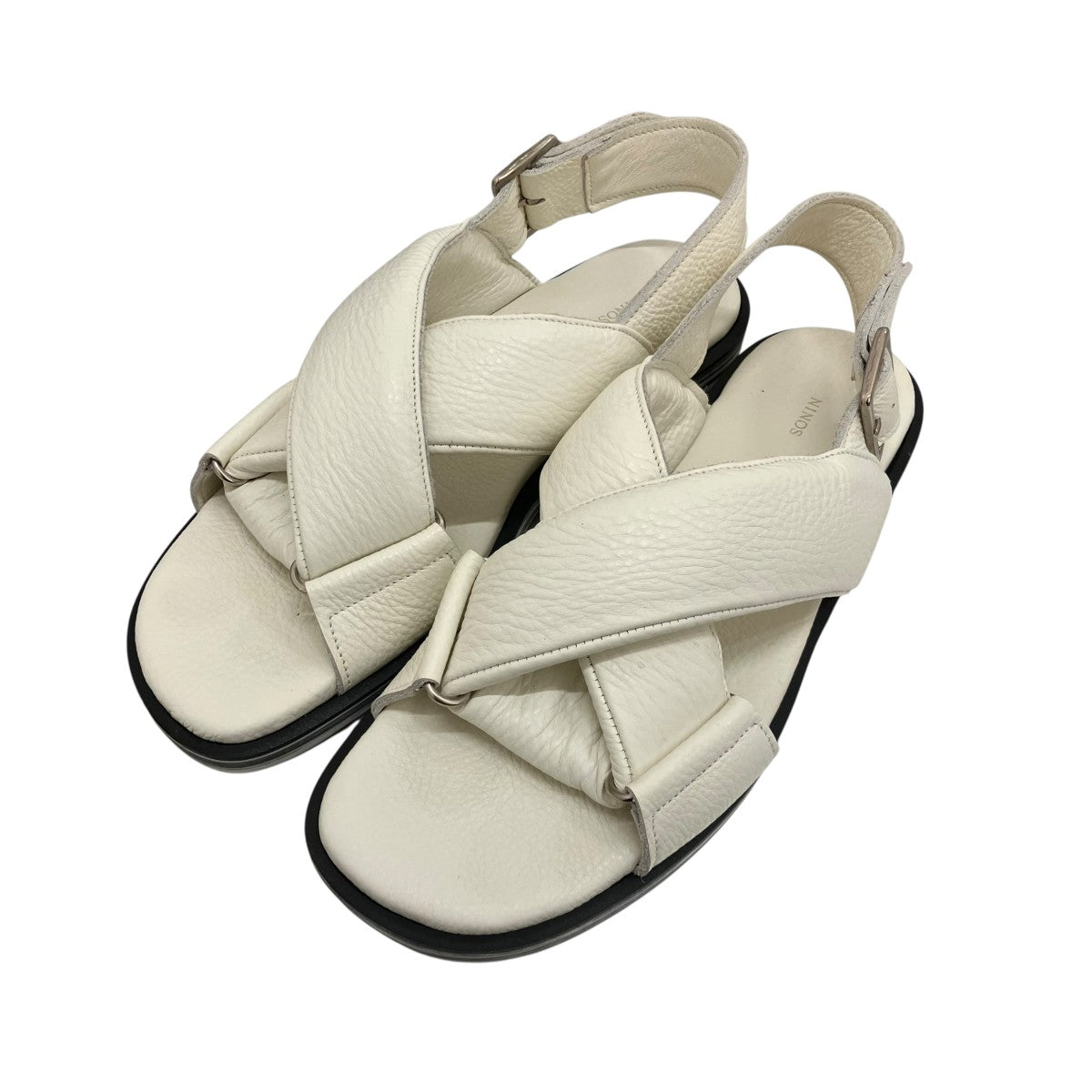 NINOS(ニーニョ) 【CROSS STRAP SANDALS】レザーサンダル ホワイト NINOS(ニーニョ) 【CROSS STRAP SANDALS】レザーサンダル ホワイト