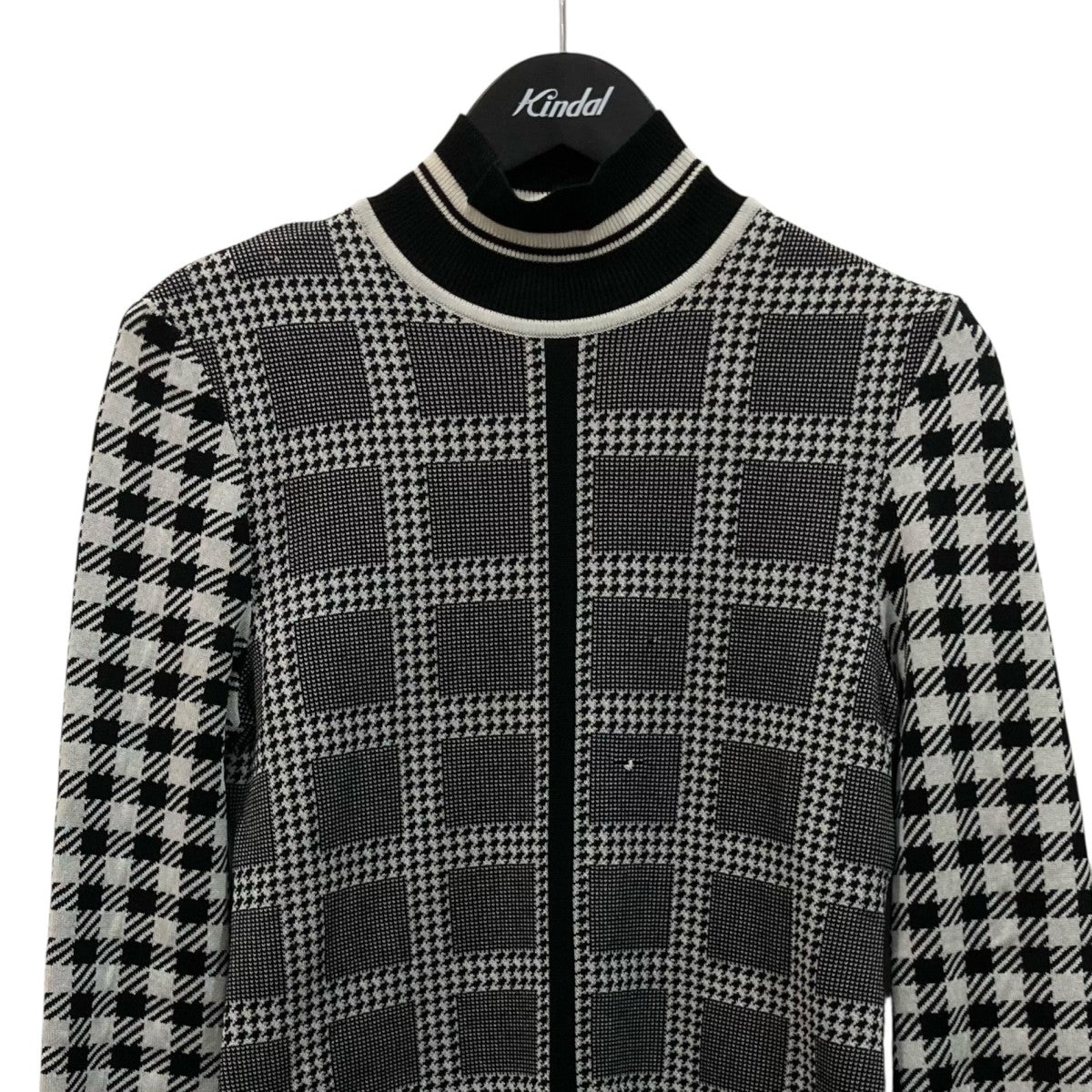 Multi Plaid Geometric Knit TopハイネックニットMM23PS-KN717