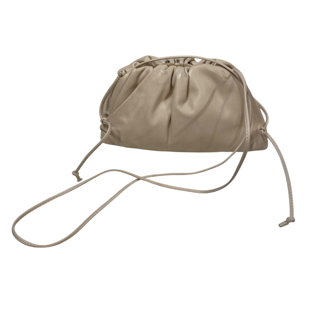 【BOTTEGA VENETA】　ボッテガ　バッグ　ミニ ザ・ポーチ　タピオカ BOTTEGA VENETA（ボッテガ・ヴェネタ） ショルダーバッグ The Pouch 20