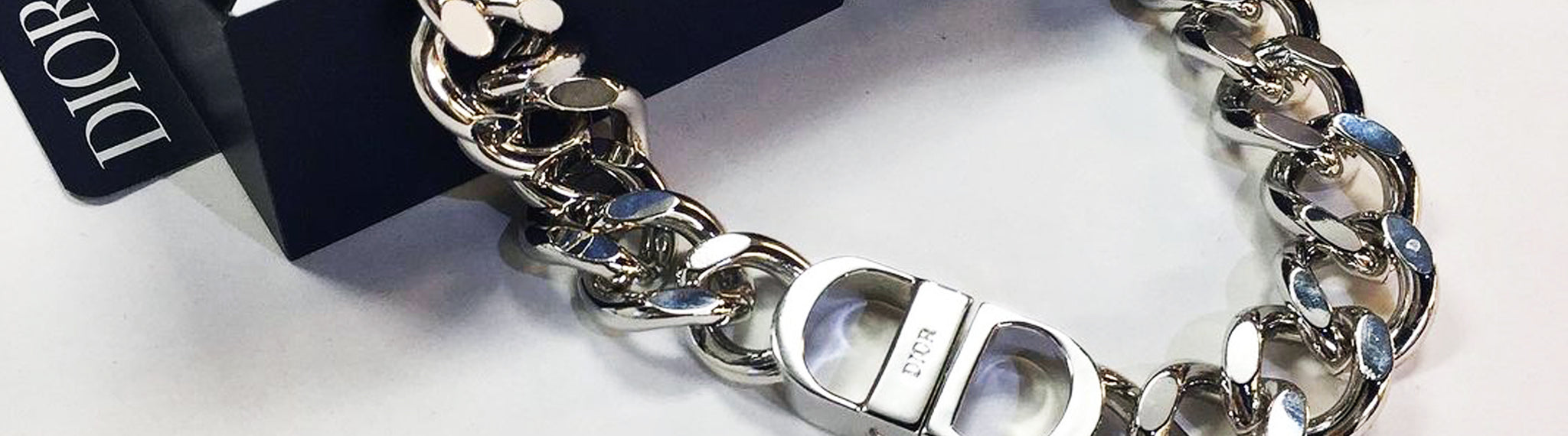 pickupbrand_dior_3200.jpg?v=  