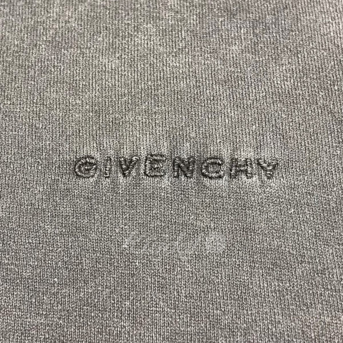 GIVENCHY × chito 2022SS タグエフェクトドッグプリントTシャツ ...