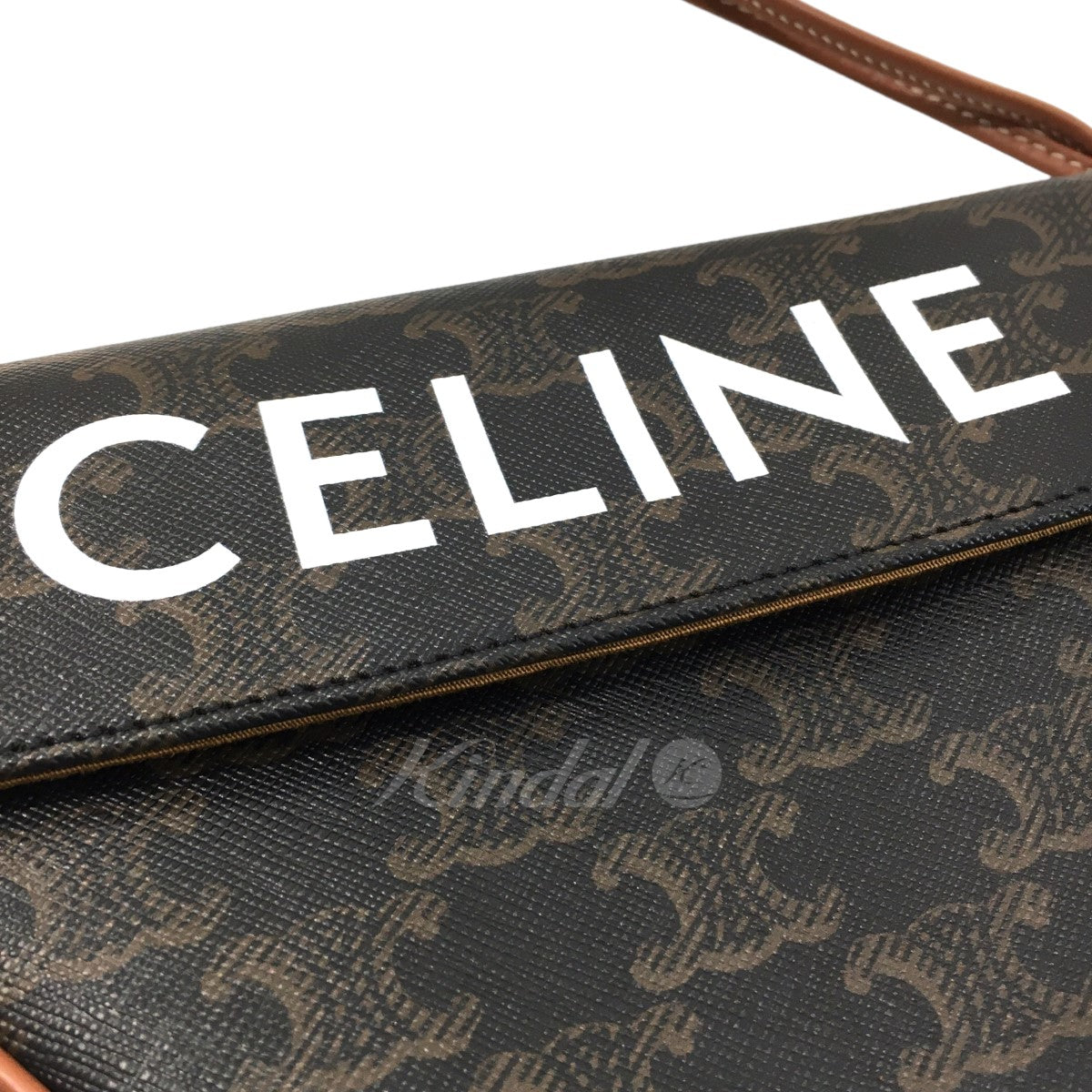 セリーヌのトリオントライアングルショルダーバッグ U CU 0243 195902BZK．04LIです。 CELINE バッグ 古着・中古アイテム