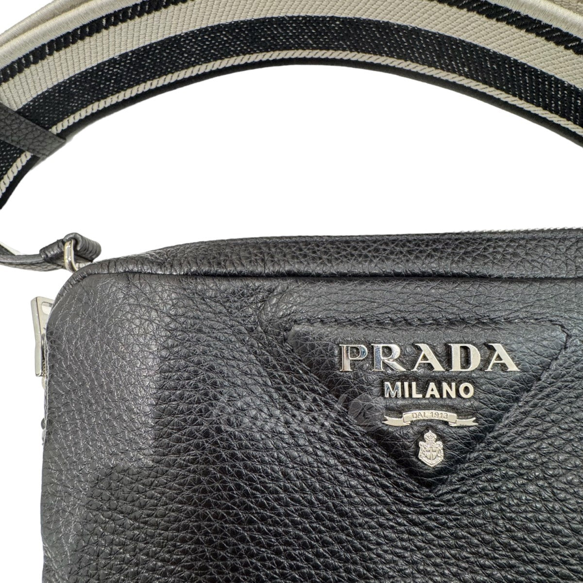 PRADA(プラダ) 「1BH082」 ヴィッテロダイノレザーショルダーバッグ