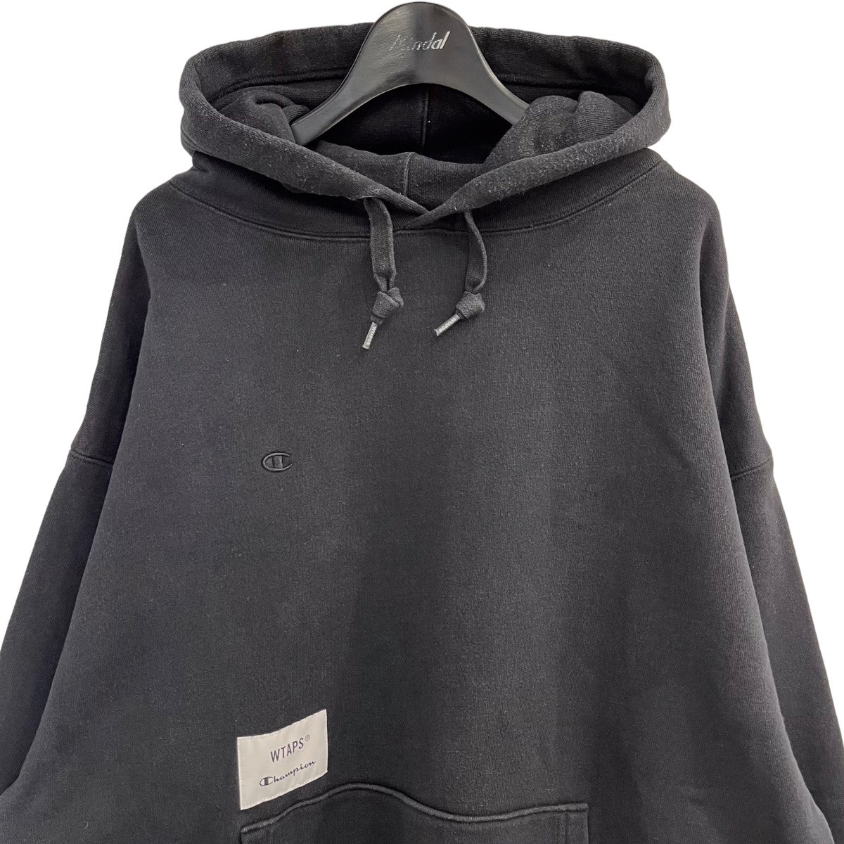 Champion×WTAPS(チャンピオン×ダブルタップス) 「Academy Hooded」アカデミーフーデッドパーカーC8 Z110