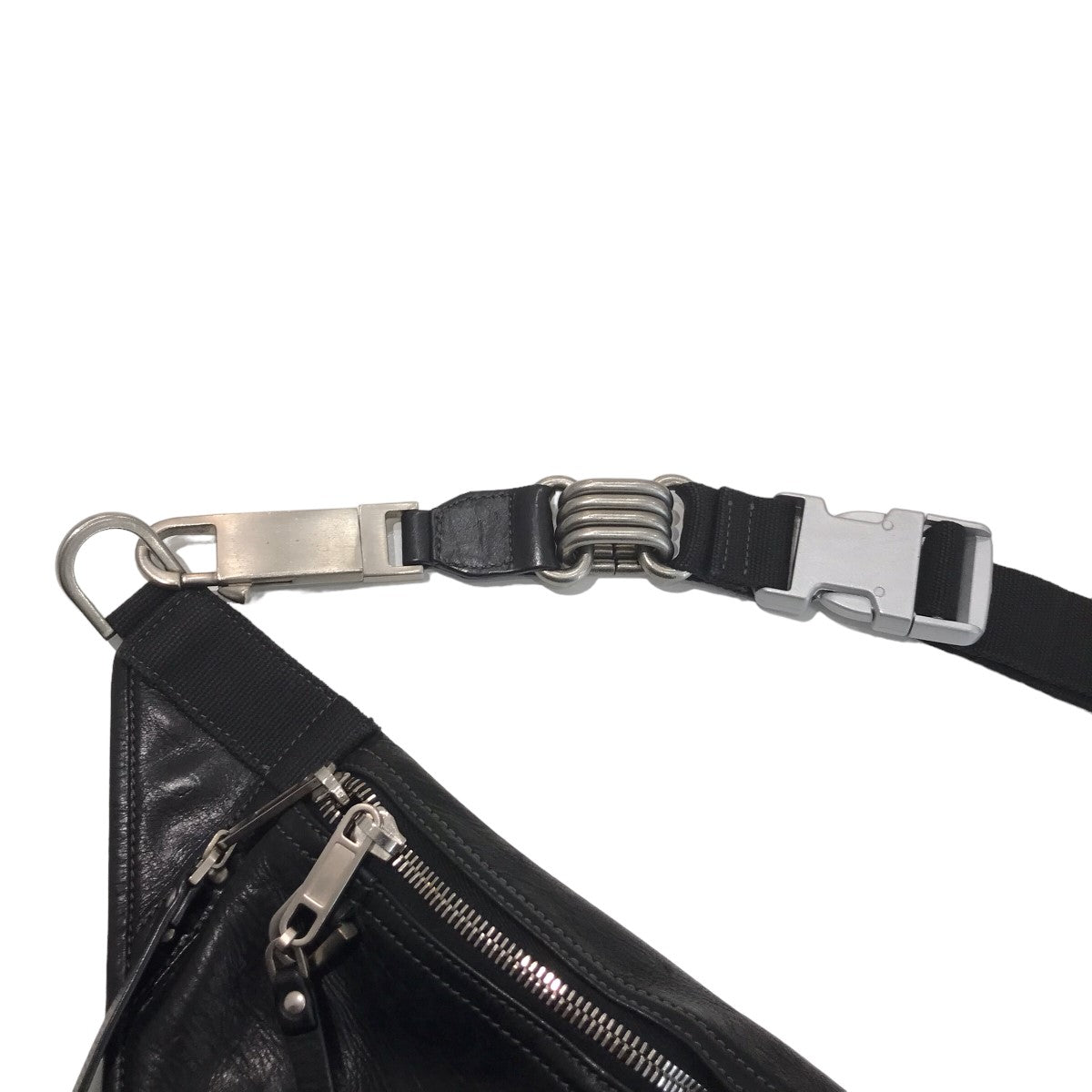リックオウエンスのGEO BUMBAG レザーバムバックです。 RICK OWENS バッグ 古着・中古アイテム