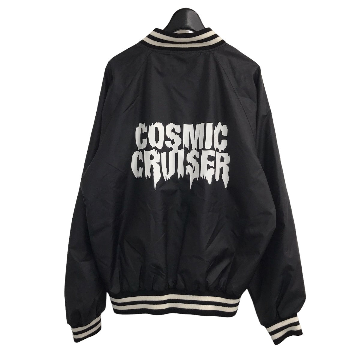 セリーヌのCOSMIC CRUISERスタジャン 2W588495Mです。 CELINE アウター 古着・中古アイテム