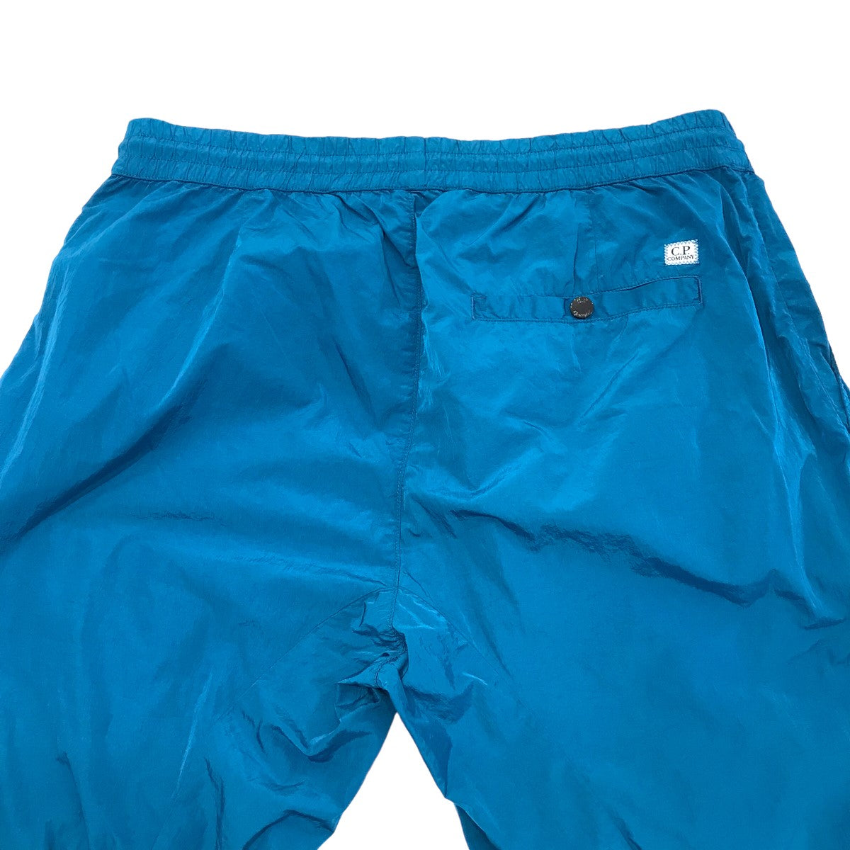 シーピーカンパニーの「Chrome-R Regular Utility Pant」 ナイロンカーゴパンツ 16CMPA004A 005904Gです。 C．P COMPANY ボトムス 古着・中古アイテム