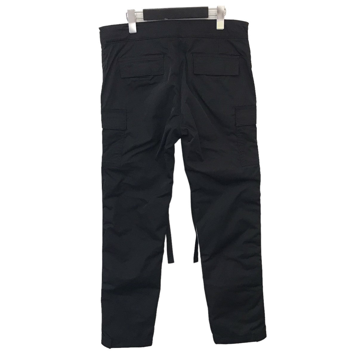 FEAR OF GOD(フィアオブゴッド) 「SIXTH COLLECTION NYLON CARGO PANTS」ナイロンカーゴパンツFG10  012 F18 9N FG10 012 F18 9N ブラック サイズ S｜【公式】カインドオルオンライン ブランド古着・中古通販【kindal】