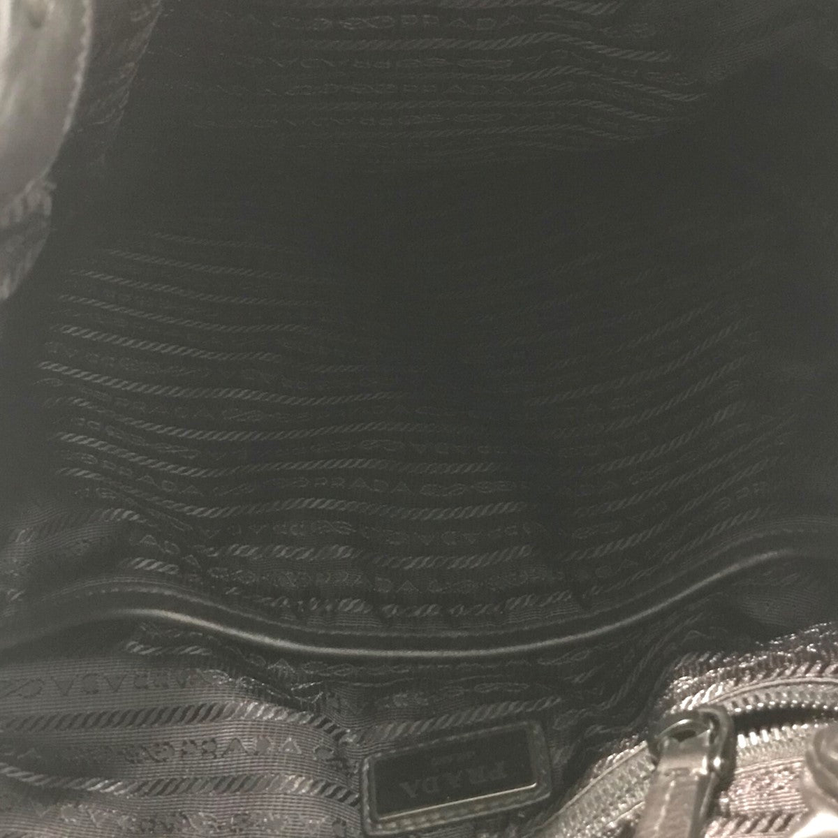 PRADA(プラダ) レザーバックパック2VZ135 2VZ135 - ブラック