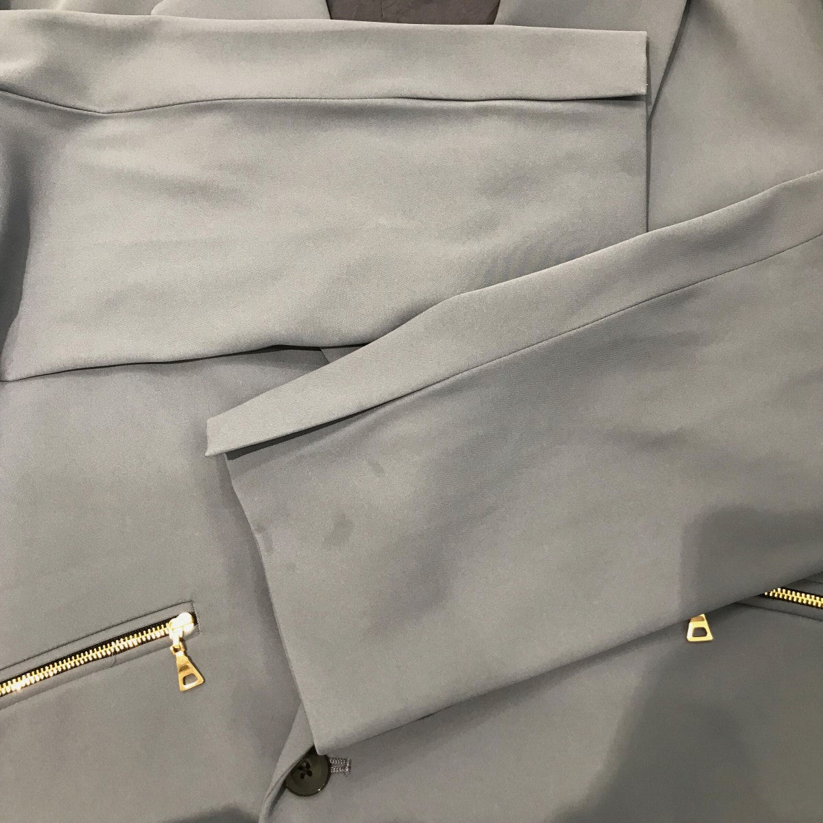 CULLNI(クルニ) 「Satin ZIP Pocket Tailored Jacket Double Satin Zip