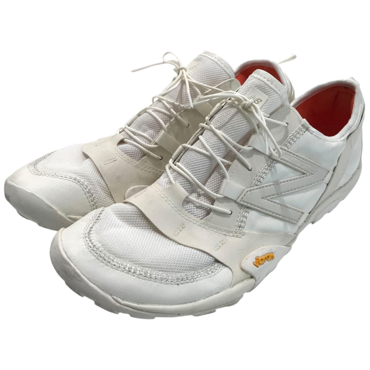 ニューバランス×イッセイミヤケの「MT10OIM」 ローカットスニーカーです。 NEW BALANCE×ISSEY MIYAKE シューズ 古着・中古アイテム