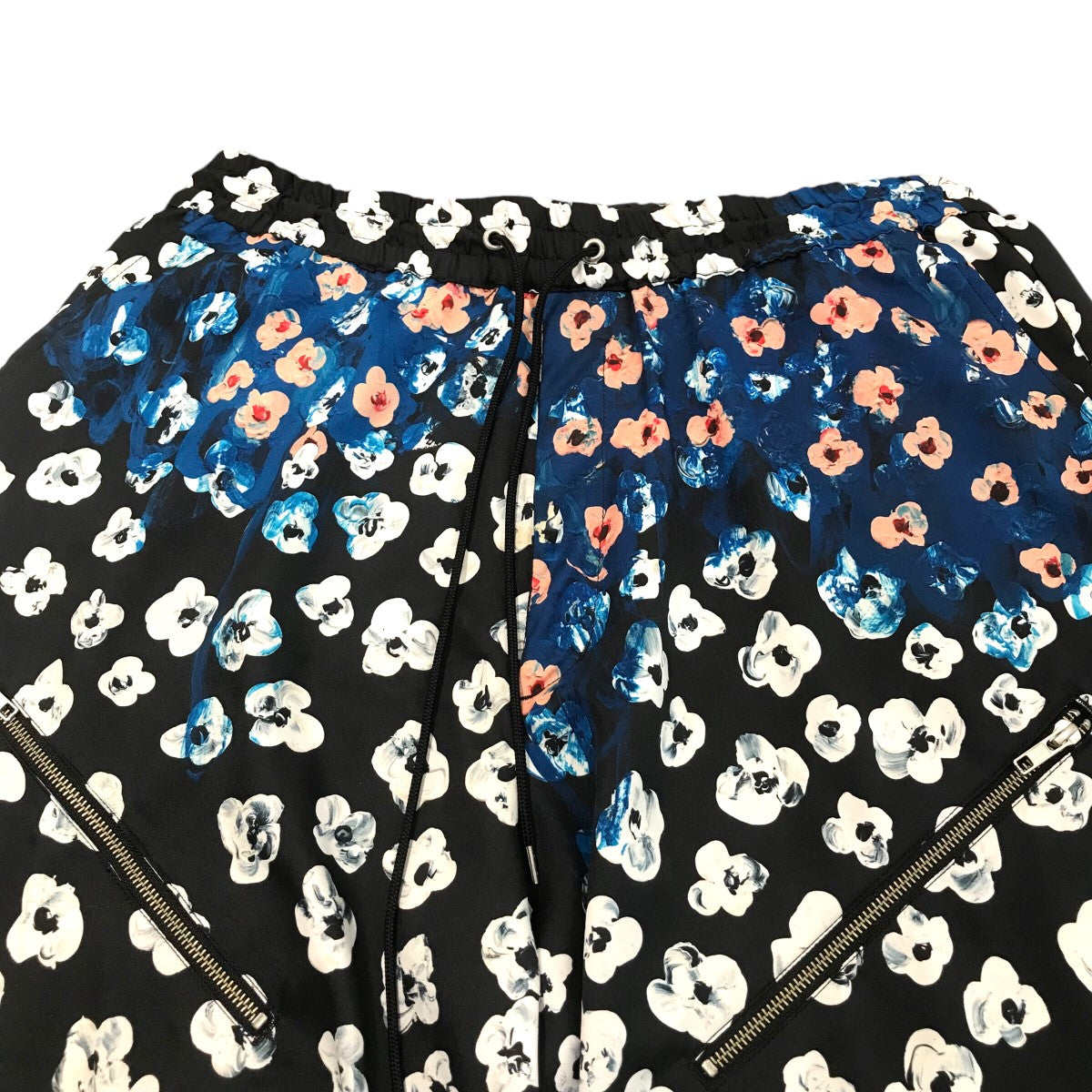 KIDILL(キディル) 「WIDE ZIP PANTS TEXTILE DESIGN BY MAYA SHIBASAKI」総柄ワイドパンツKL711  KL711 ブラック×ブルー サイズ 44｜【公式】カインドオルオンライン ブランド古着・中古通販【kindal】