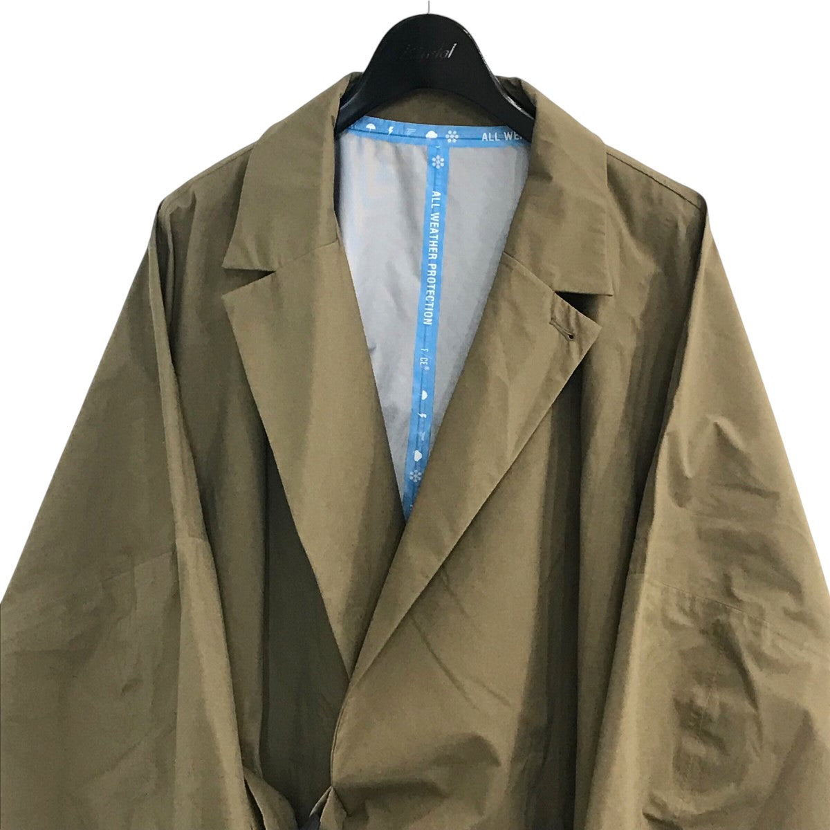 F／CE．(エフシーイー) 「WATERPROOF WRAP COAT」ラップコートFPA08221U0001 FPA08221U0001 コヨーテ  サイズ L｜【公式】カインドオルオンライン ブランド古着・中古通販【kindal】