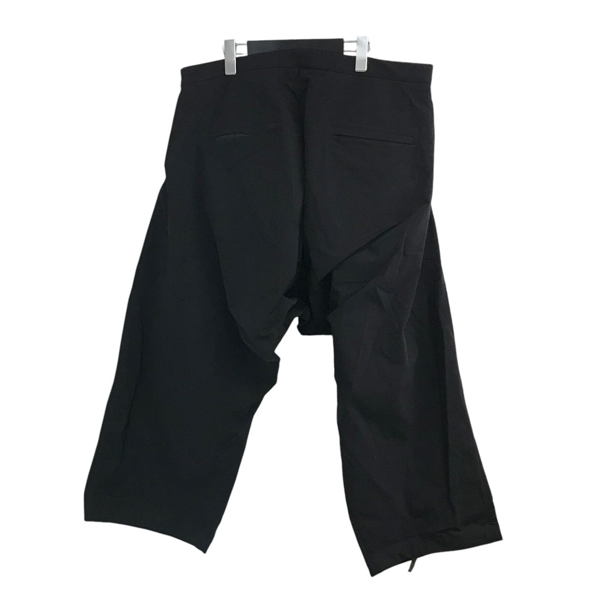 アクロニウムの「SCHOELLER DRYSKIN DRAWCOARD CARGO TROUSER」 カーゴパンツ P30AL DSです。 ACRONYM 古着・中古 ボトムス アイテム