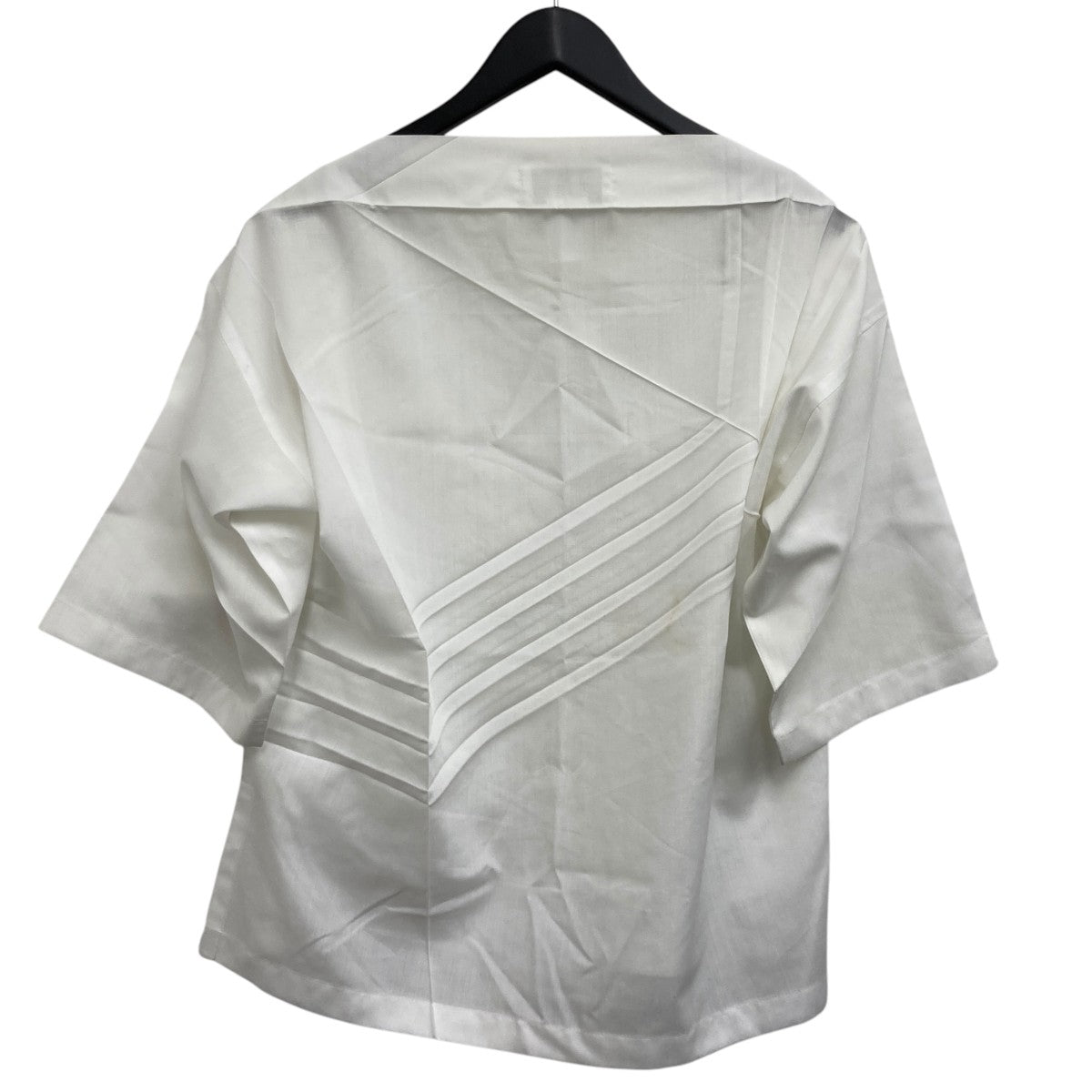 132 5. ISSEY MIYAKE(イチサンニーゴーイッセイミヤケ) 半袖 132 5. ISSEY MIYAKE(イチサンニーゴーイッセイミヤケ) 半袖