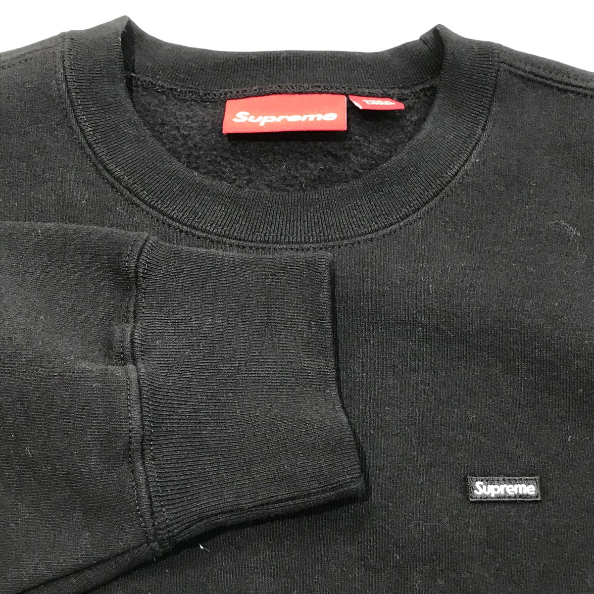 Supreme(シュプリーム) 24AW「Small Box Crewneck」スモールボックスロゴスウェット ブラック サイズ S｜【公式】カインドオルオンライン  ブランド古着・中古通販【kindal】