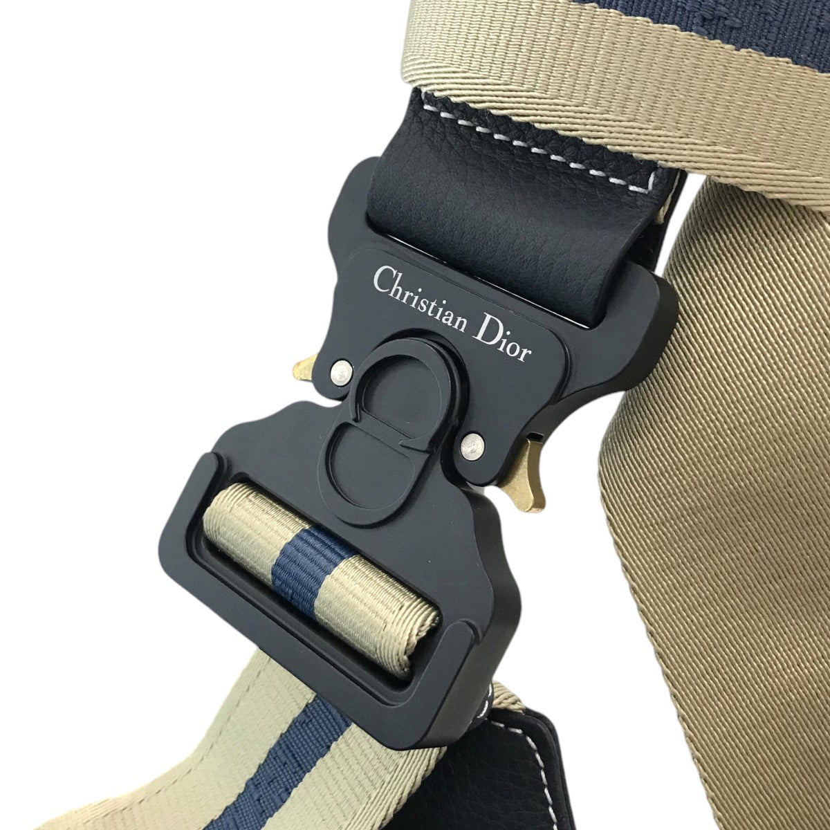 ディオールの「Saddle」 グレインドカーフサドルバッグです。 DIOR 古着・中古 バッグ アイテム
