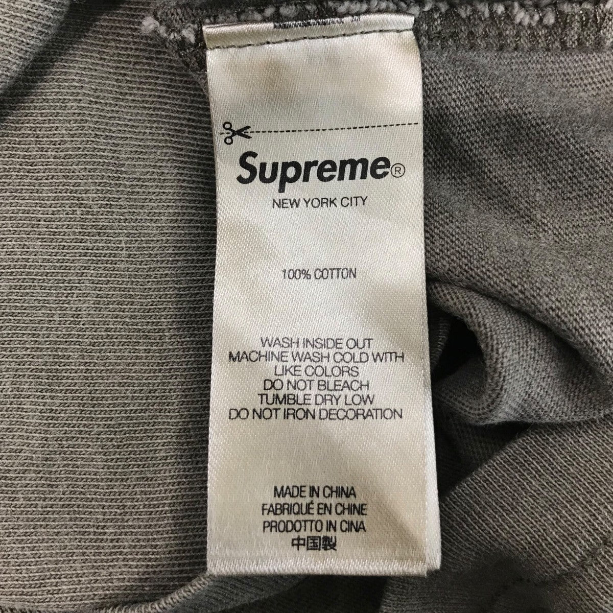 Supreme(シュプリーム) 24SS「Cracked Arc S S Top」アーチロゴ