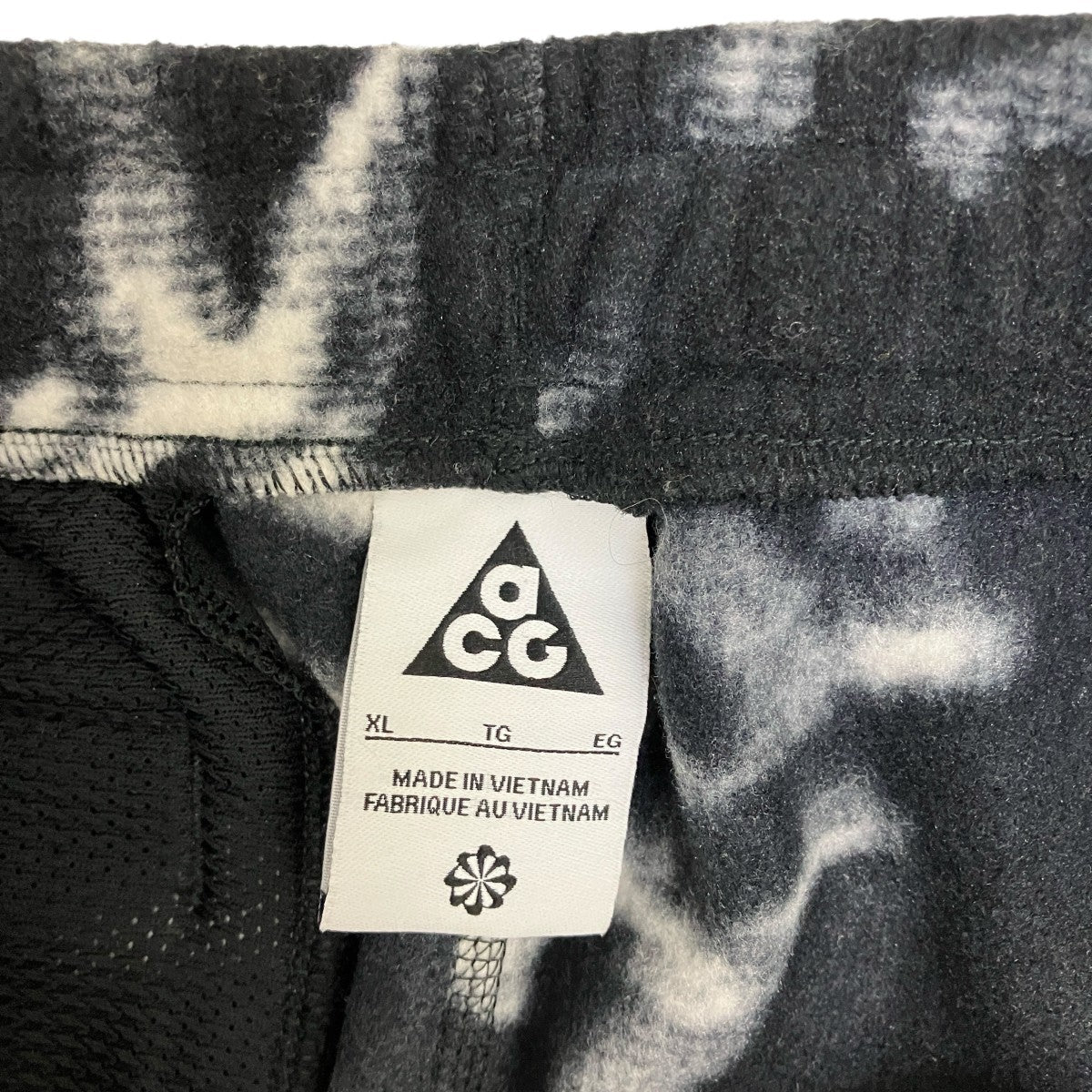 NIKE ACG レディース Mサイズ フリースパンツ 定価16500円 NIKE ACG レディース Mサイズ フリースパンツ 定価16500円