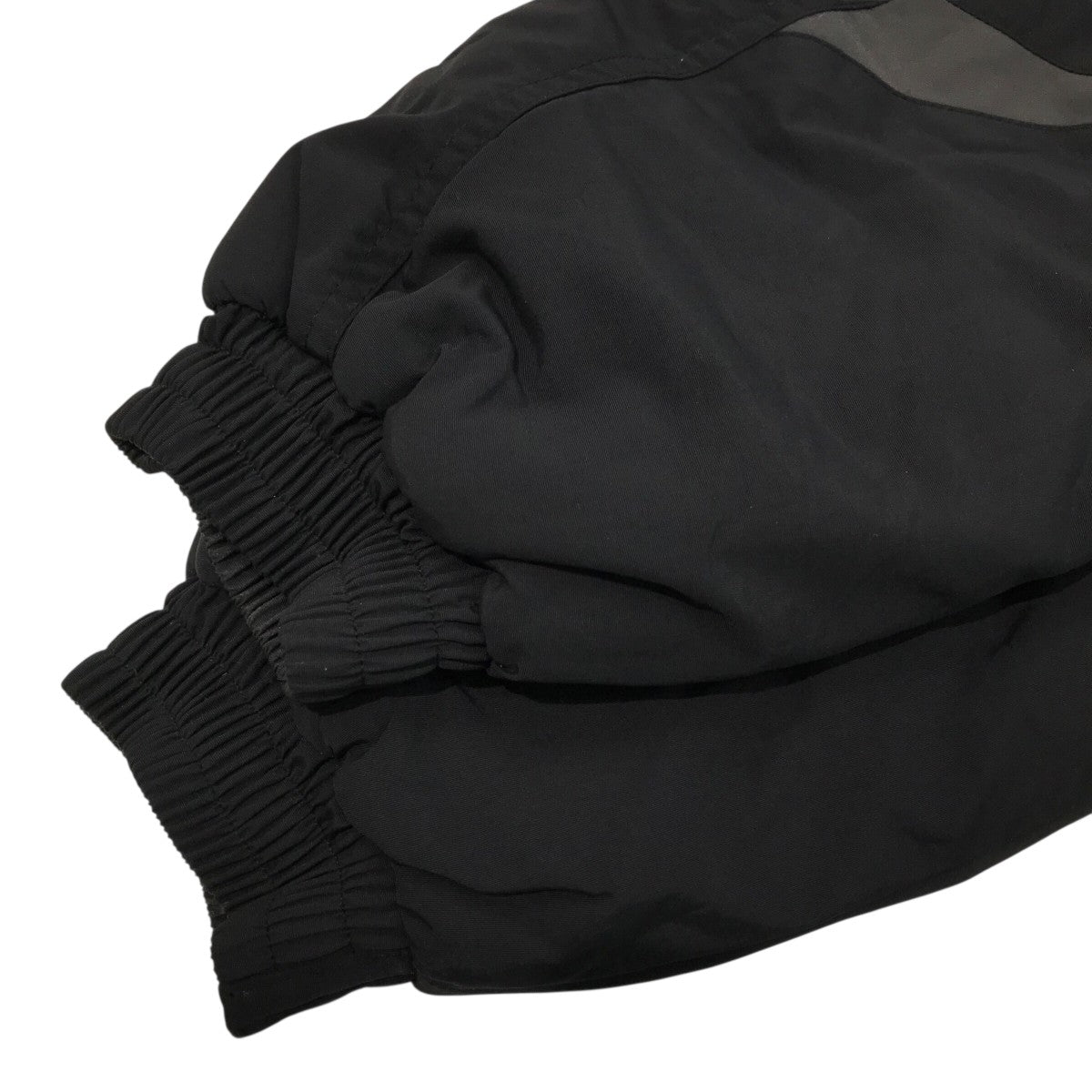 SUPREME ナイロンジャケット 黒　ワイルドキャット Wildcat Sideline Puffer Jacket | Supreme 23fw