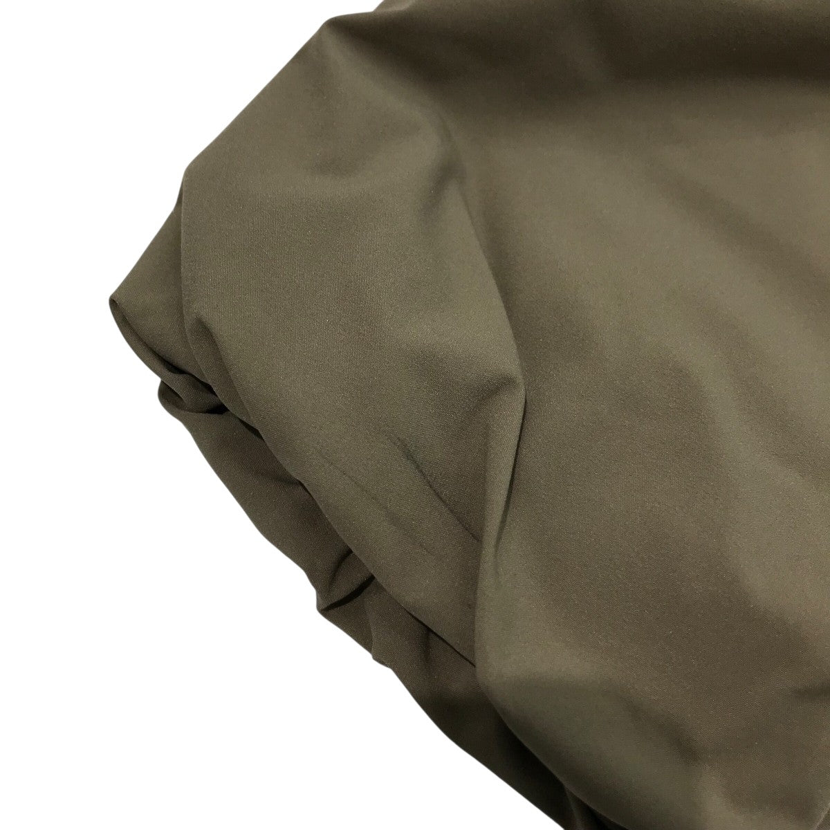 mi 様 渋谷並木橋店】Miu Miu ミュウミュウ スニーカー プリューム