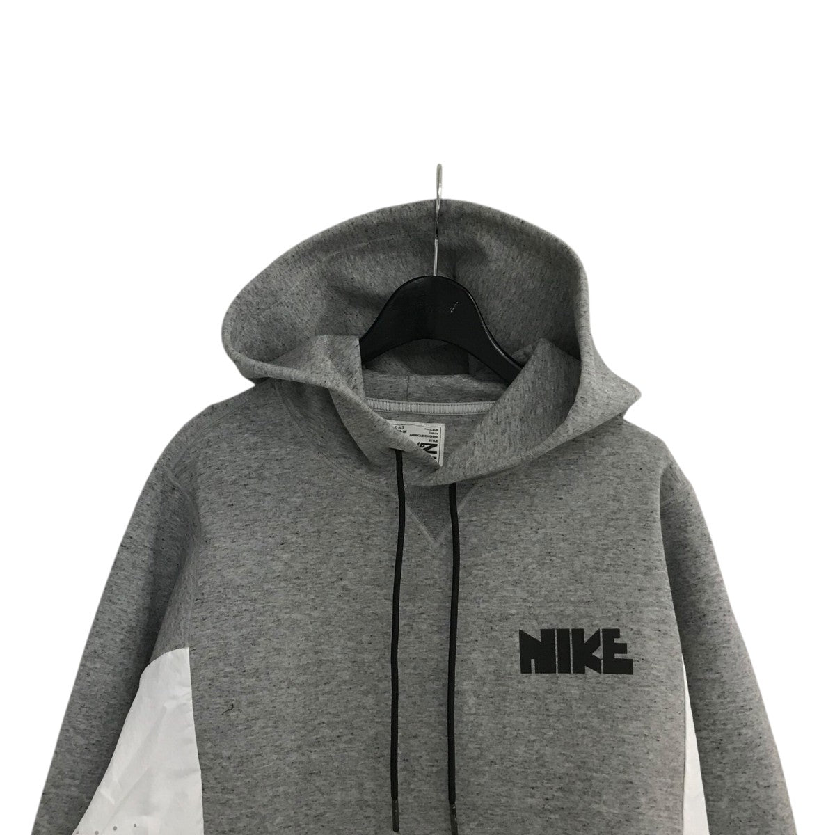 sacai×NIKE ドッキングプルオーバーパーカーCZ4695 063 CZ4695 sacai×NIKE ドッキングプルオーバーパーカーCZ4695 063 CZ4695