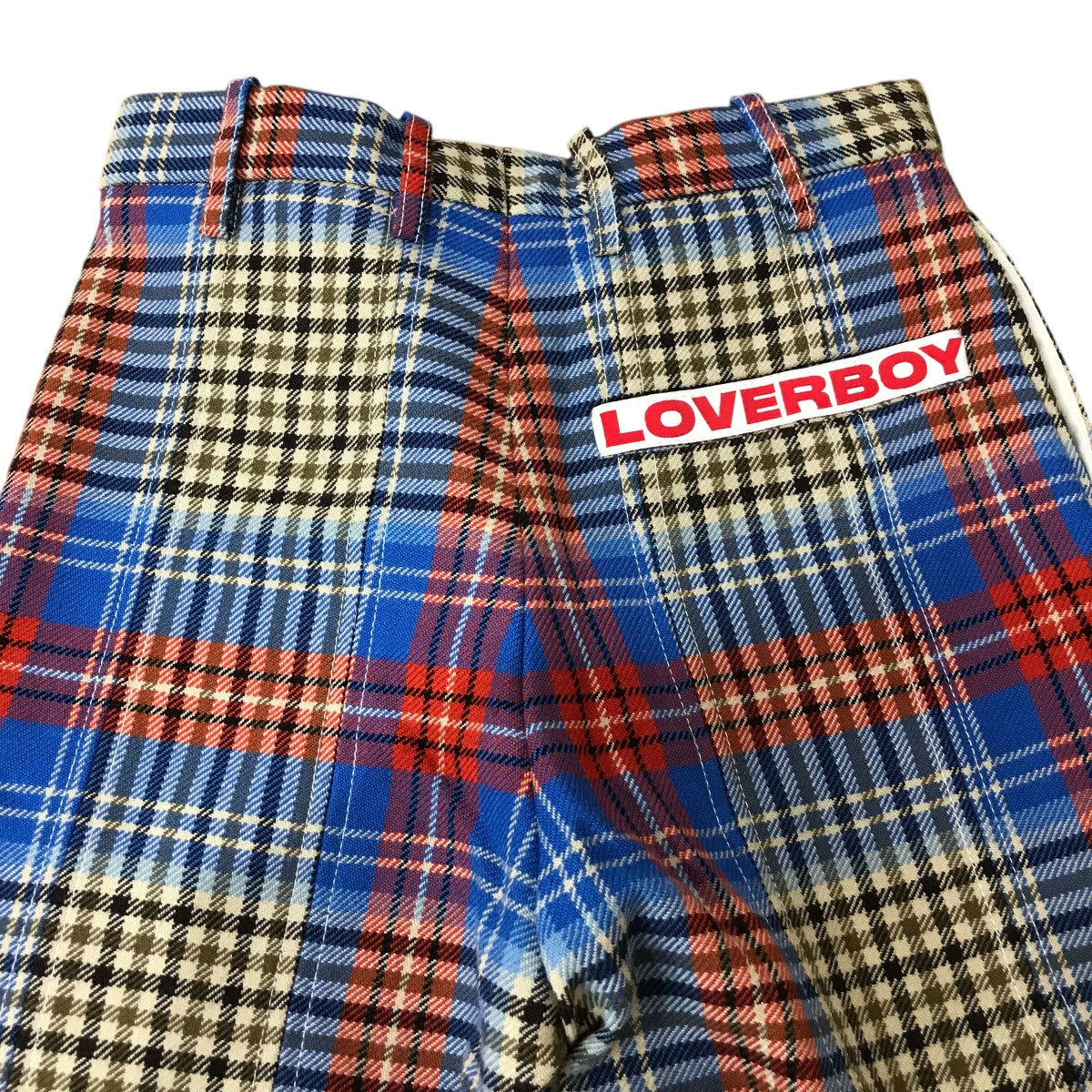 チェック柄スラックス