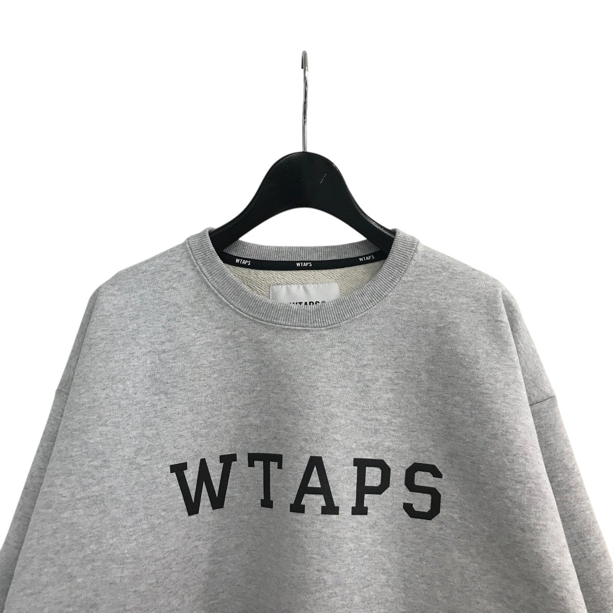 満点の WTAPS(ダブルタップス) COTTON」ロゴ SWEATER 25SS「ACADEMY トップス