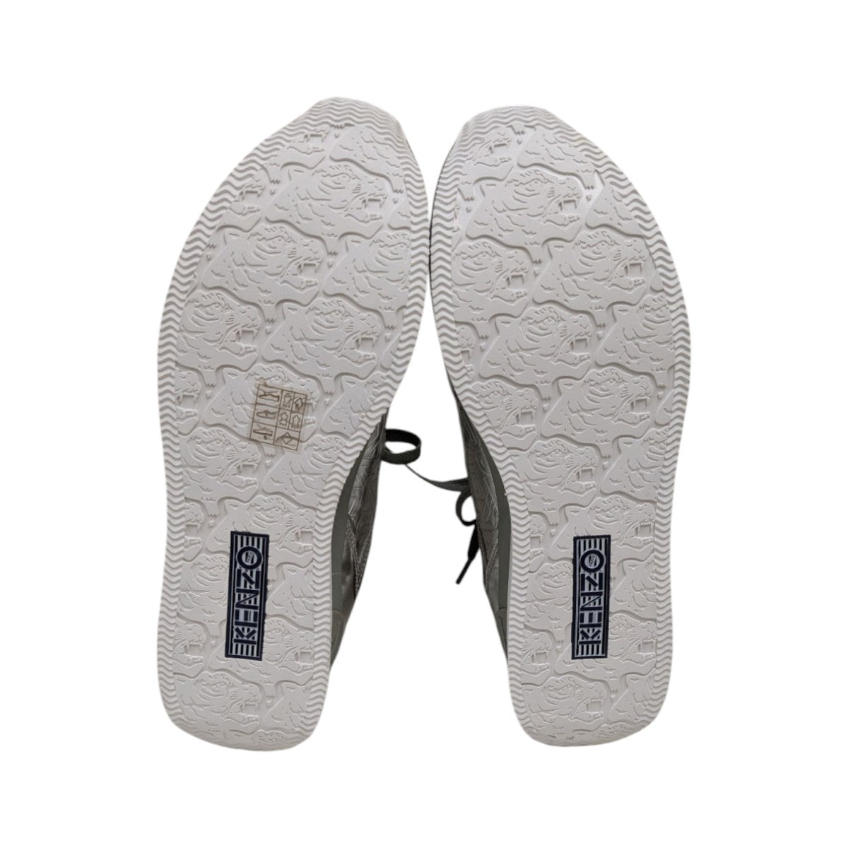 KENZO(ケンゾー) ロゴエンボスローカットスニーカー シルバー