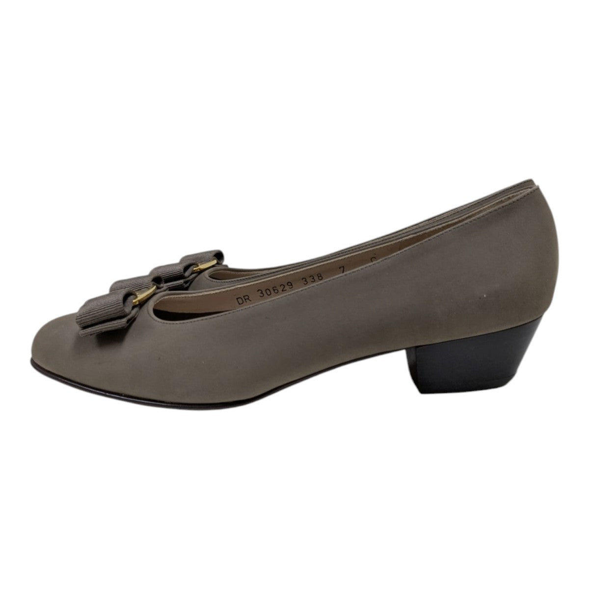 Salvatore Ferragamo スウェードパンプス SONIA 箱付 Salvatore Ferragamo スウェードパンプス SONIA 箱付 靴