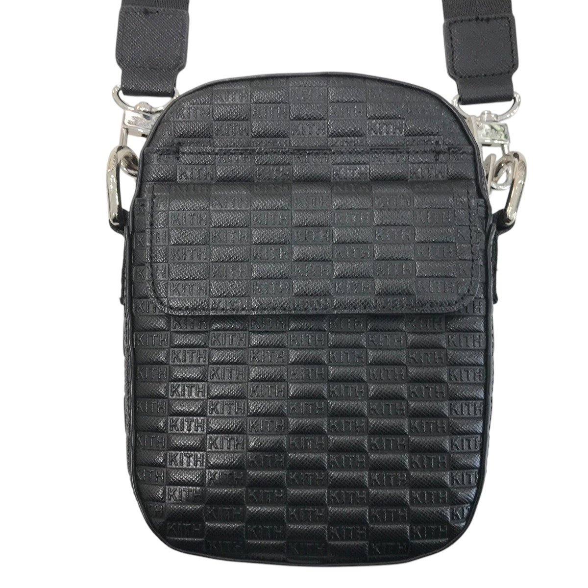 KITH(キス) 「Utility Crossbody in Saffiano Leather」モノグラム 