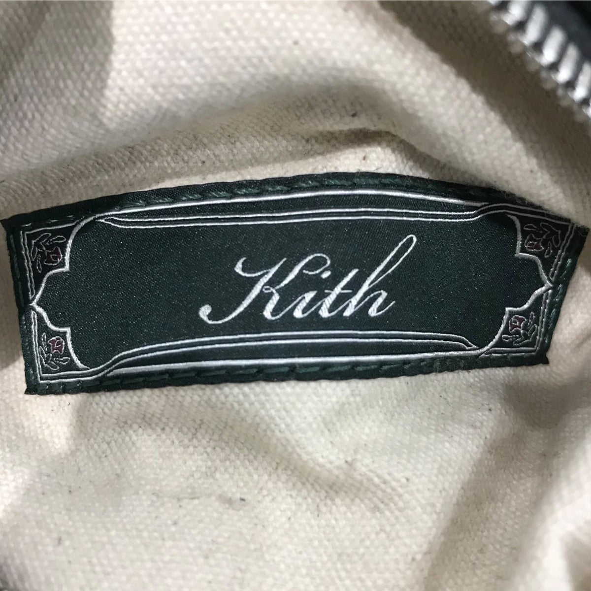 KITH(キス) 「Utility Crossbody in Saffiano Leather