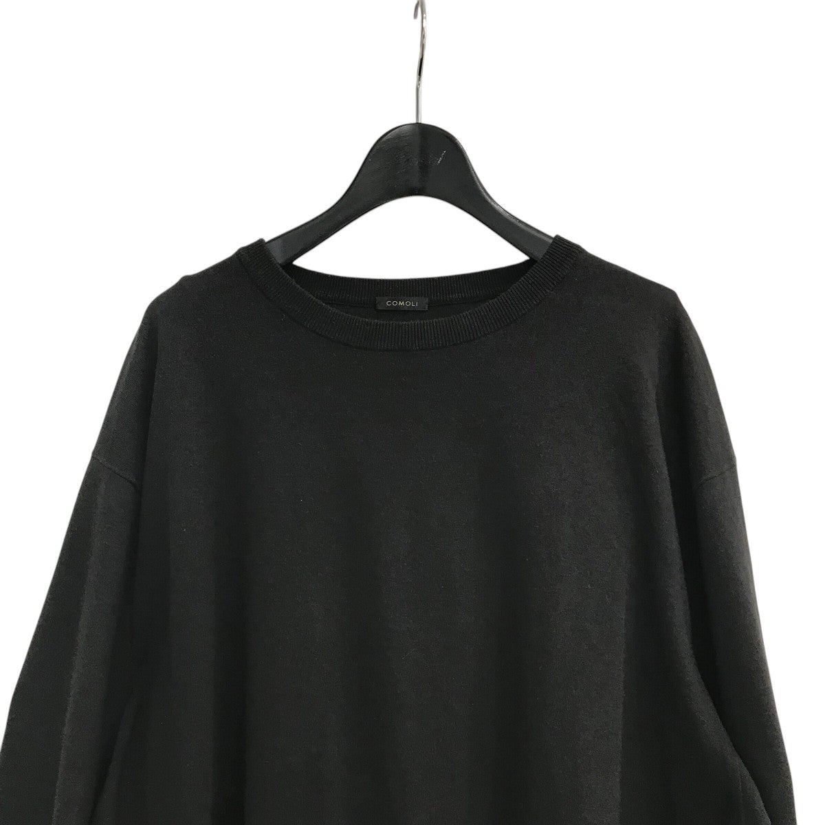 24ss comoli ブラック クルーネックニット ① COMOLI ブラック クルーネックニット | Less Higashikawa