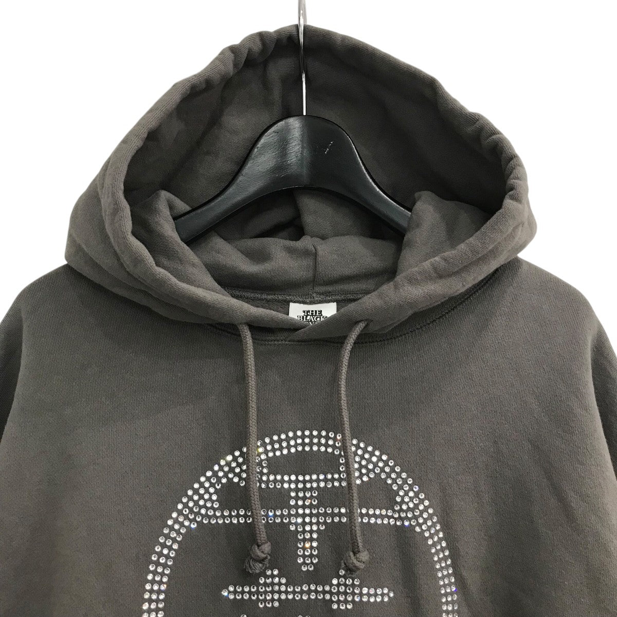 THE BLACK EYE PATCH×千葉雄喜 「YUKI CHIBA STAR RHINESTONE HWC HOODIE」ラインストーンプルオーバーパーカー 古着・中古-3枚目のアイテム画像