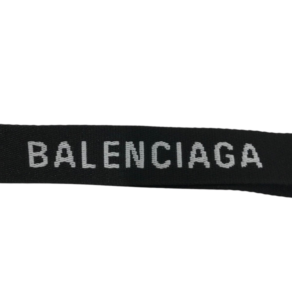 BALENCIAGA(バレンシアガ) 「EXPLORER LANYARD」ネック