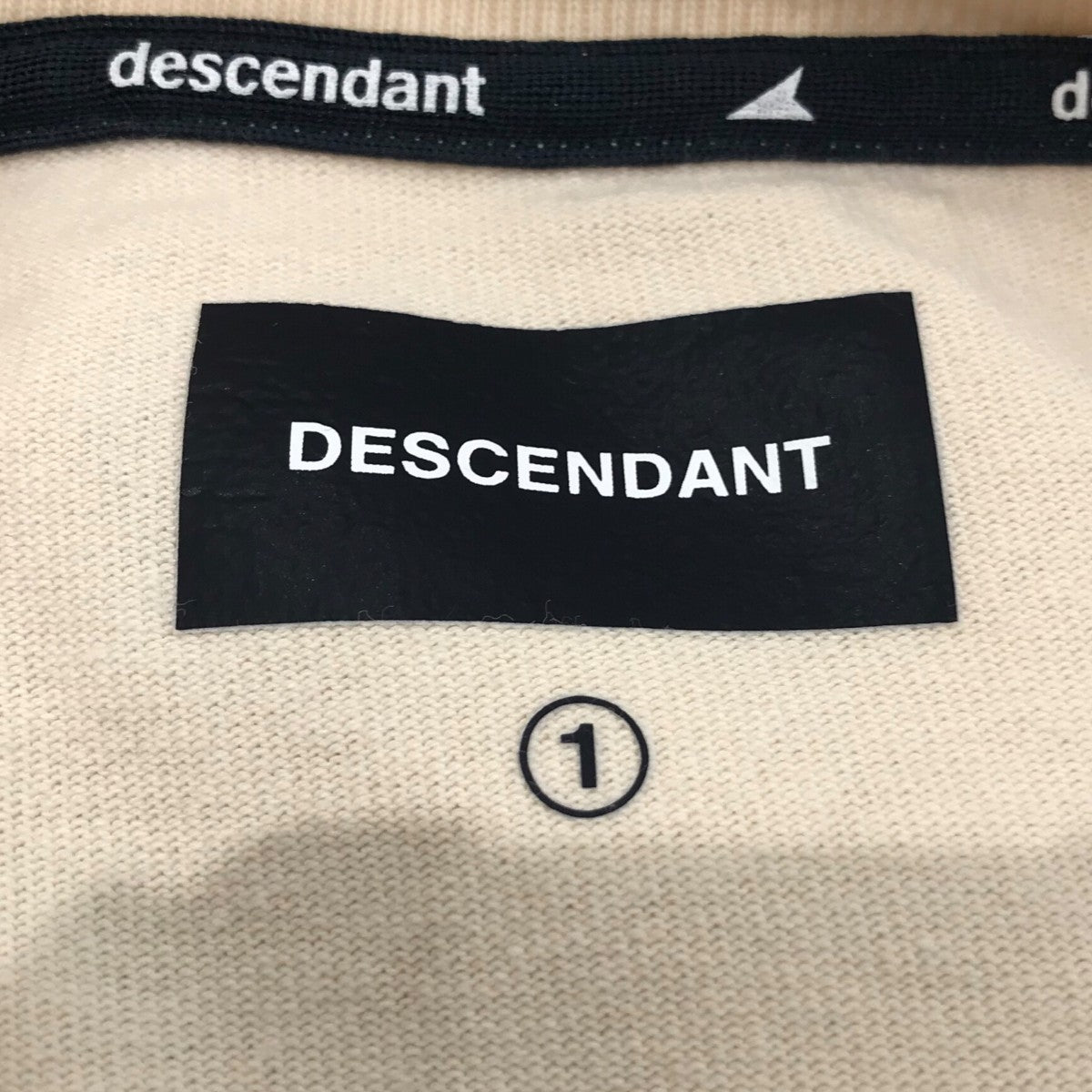 DESCENDANT(ディセンダント) 25SS「STRAIN PATCH LS」ロゴロング 
