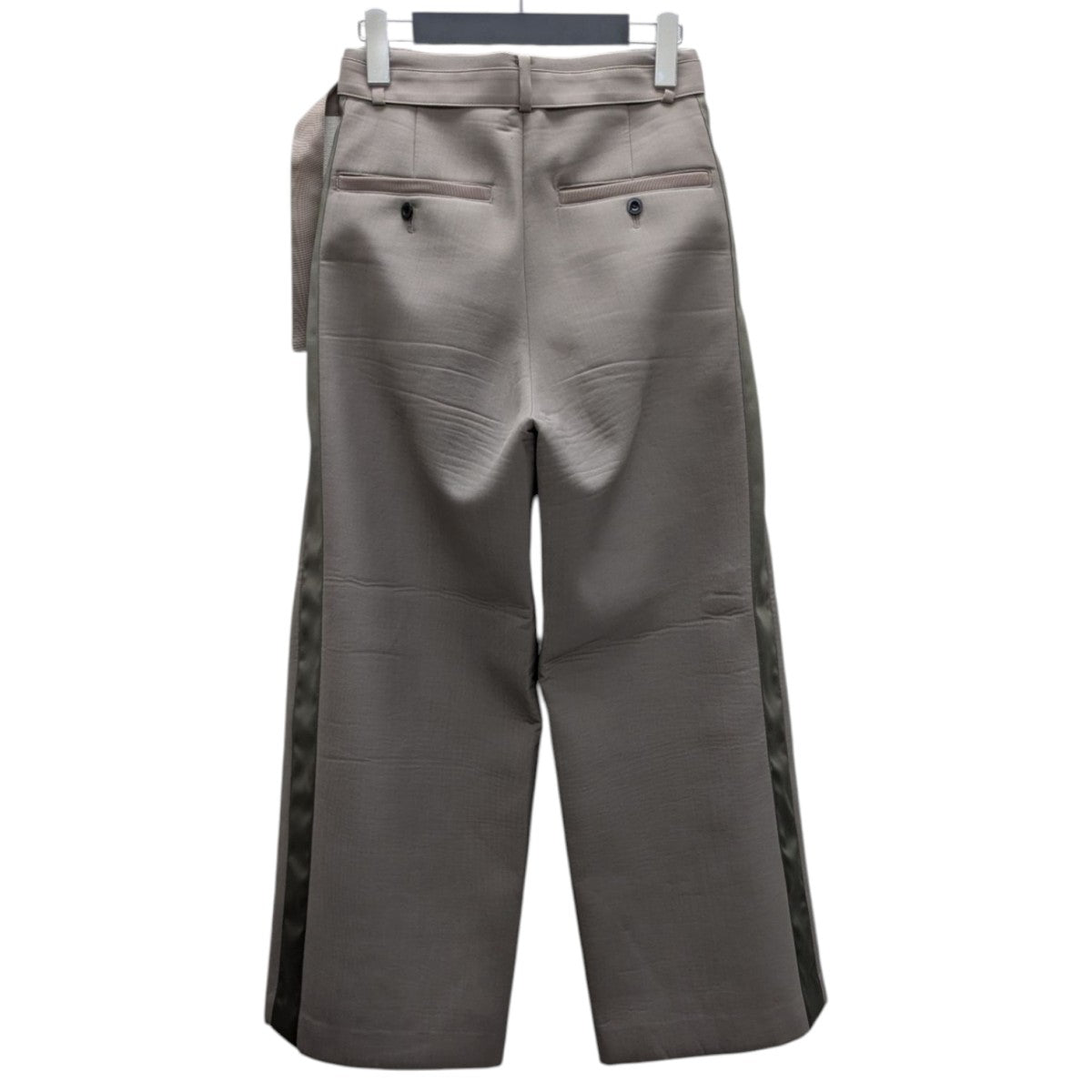 sacai サカイ 22aw ベルテッドパンツ sacai サカイ 22aw ベルテッドパンツ