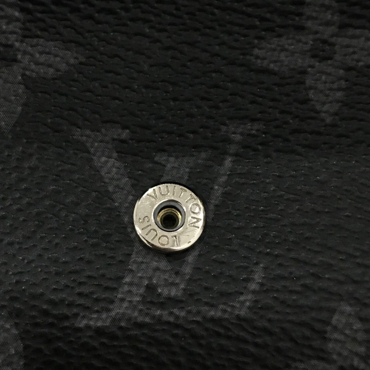 LOUIS VUITTON(ルイヴィトン) 「ヴィクター・ウォレット」3つ折り財布