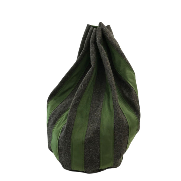 oira バック OIRA(オイラ) 「Mona bag」ウールストライプバッグ カーキ×グリーン