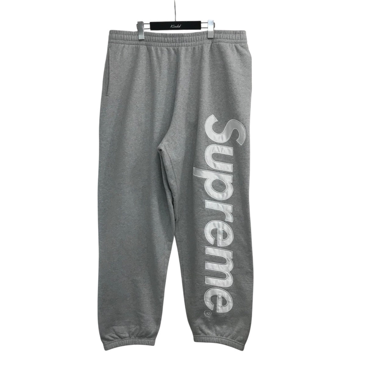 Supreme Satin Appliqué Sweatpant 24AWモデル Supreme Satin Appliqué Sweatpant (FW24) - $148