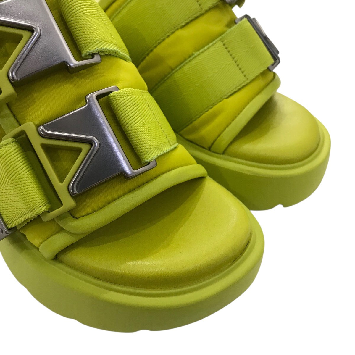 【新品未使用】ボッテガヴェネタ　ヒールサンダル　ソフトレザー　36 カーキ 楽天市場】新品未使用 ボッテガヴェネタ リド ミュール 639943 ヒール