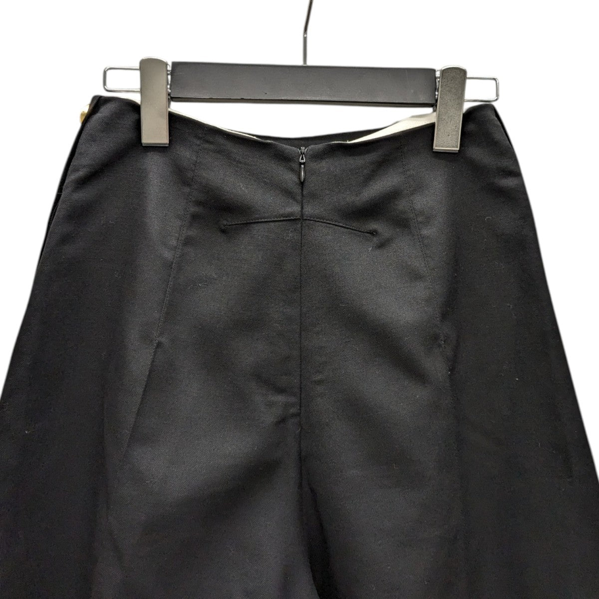 【新品未使用】Patou アイコニック ウール ショートパンツ〈専用〉 Patou | アイコニック ウール ショートパンツ