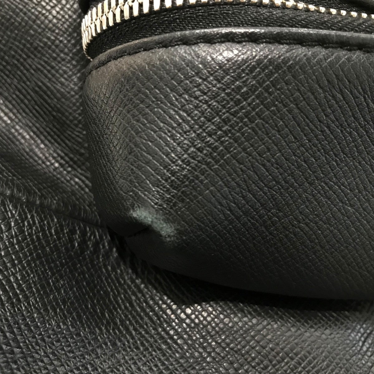 LOUIS VUITTON(ルイヴィトン) タイガ アポロ バックパックM33451