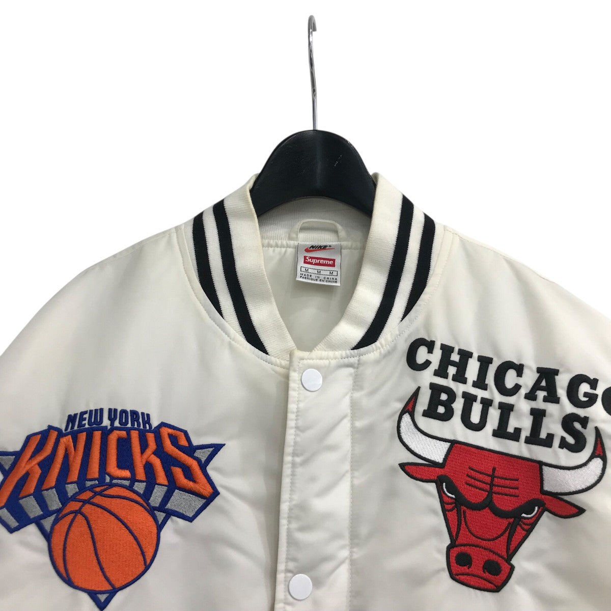 Nike Supreme NBAスタジャン Mサイズ 新品未使用 ヒカキン着用 Nike Supreme NBAスタジャン Mサイズ