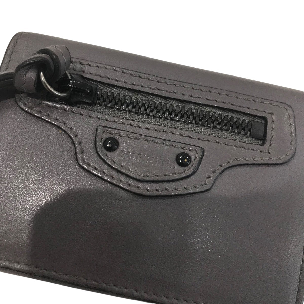 ✨新品未使用・箱付き✨　BALENCIAGA ミニ財布　ネオ クラシック　黒色 BALENCIAGA バレンシアガ ネオクラシック 二つ折り財布 ミニ