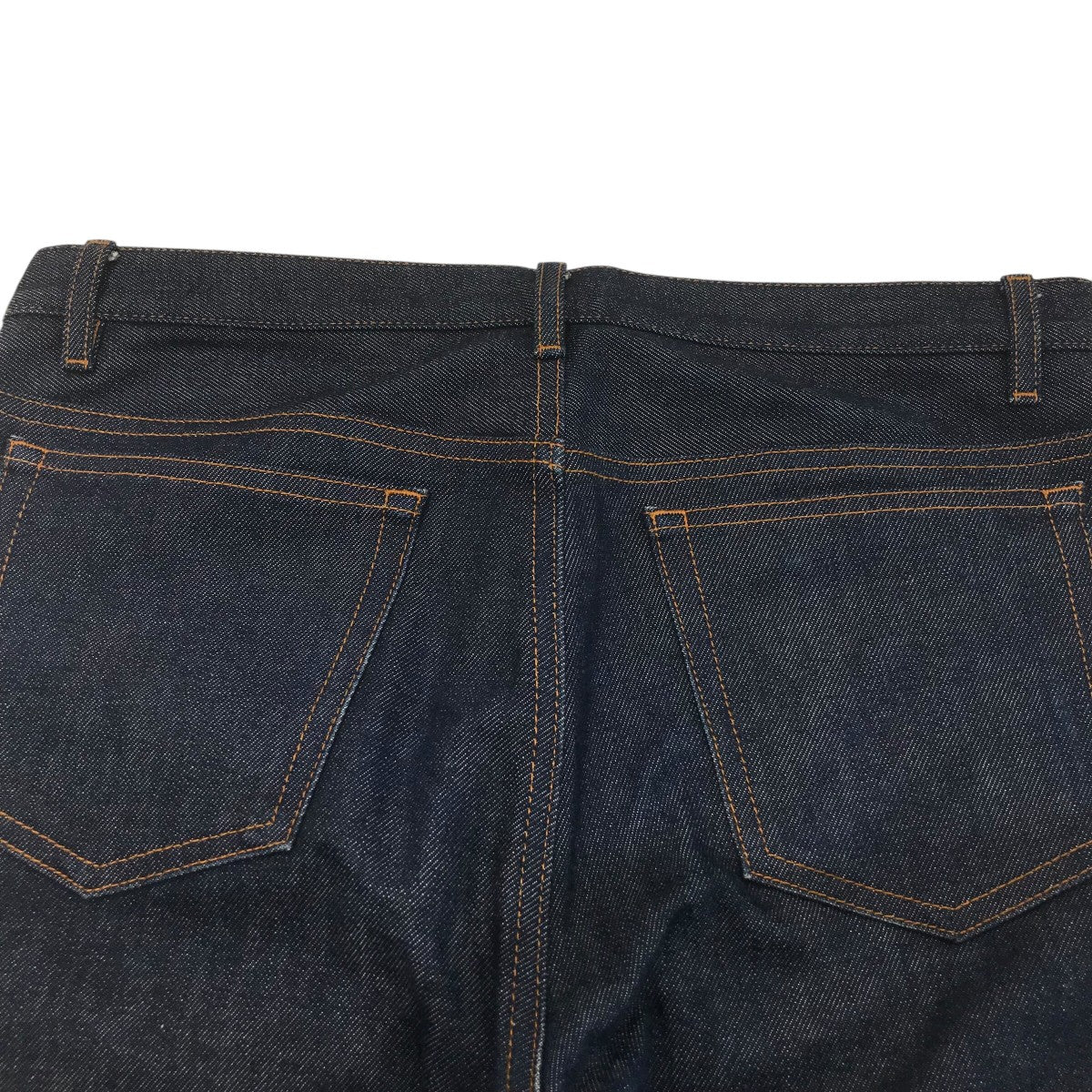 A．P．C．(アーペーセー) 「PETIT NEW STANDARD」リジッドデニムパンツ